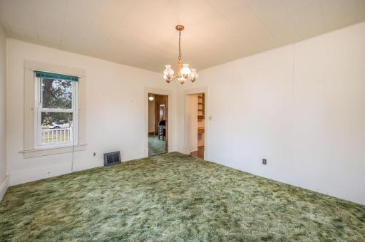 408 1st Avenue W, Swea City, IA 50590