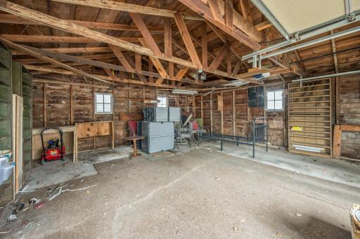 408 1st Avenue W, Swea City, IA 50590