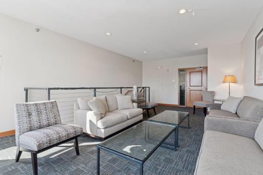 1800 Clinton Avenue, 208, Minneapolis, MN 55404