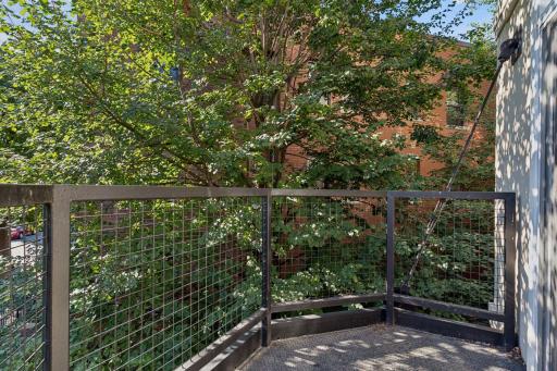 1800 Clinton Avenue, 208, Minneapolis, MN 55404