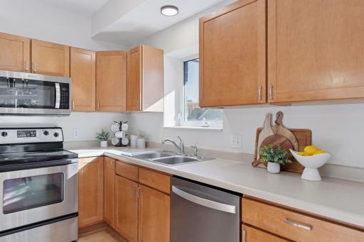 1800 Clinton Avenue, 208, Minneapolis, MN 55404