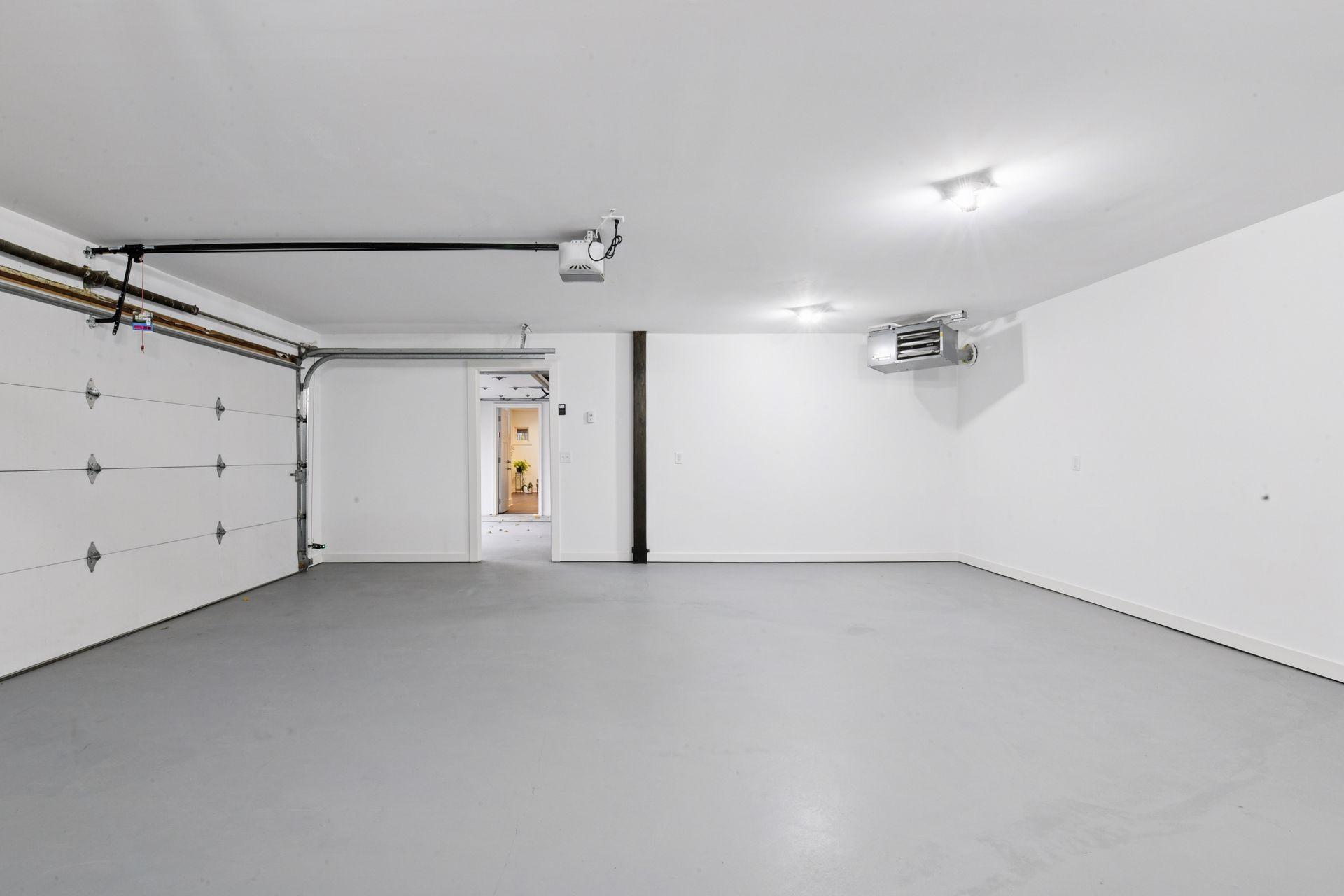 4945 Glen Elyn Road - Spacecrafting - 0065.jpg