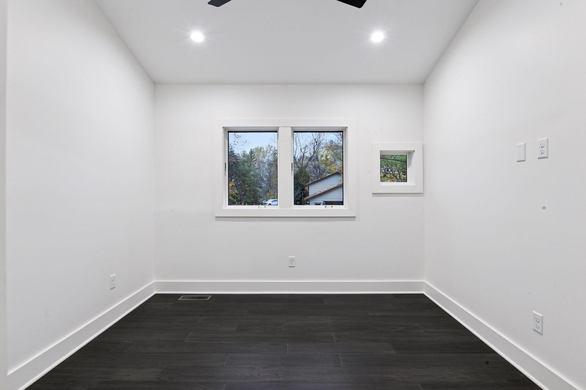 4945 Glen Elyn Road - Spacecrafting - 0061.jpg