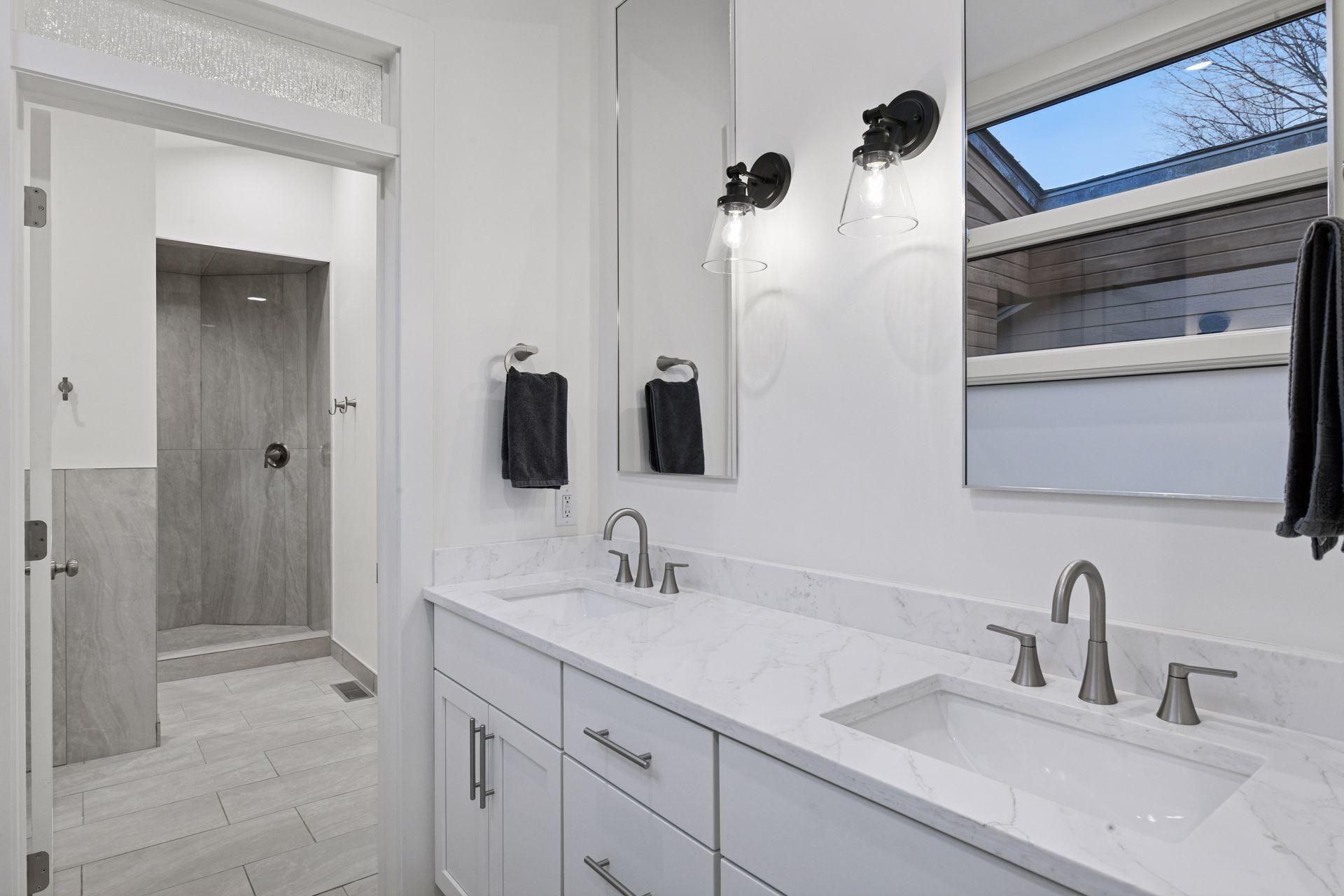 4945 Glen Elyn Road - Spacecrafting - 0051.jpg