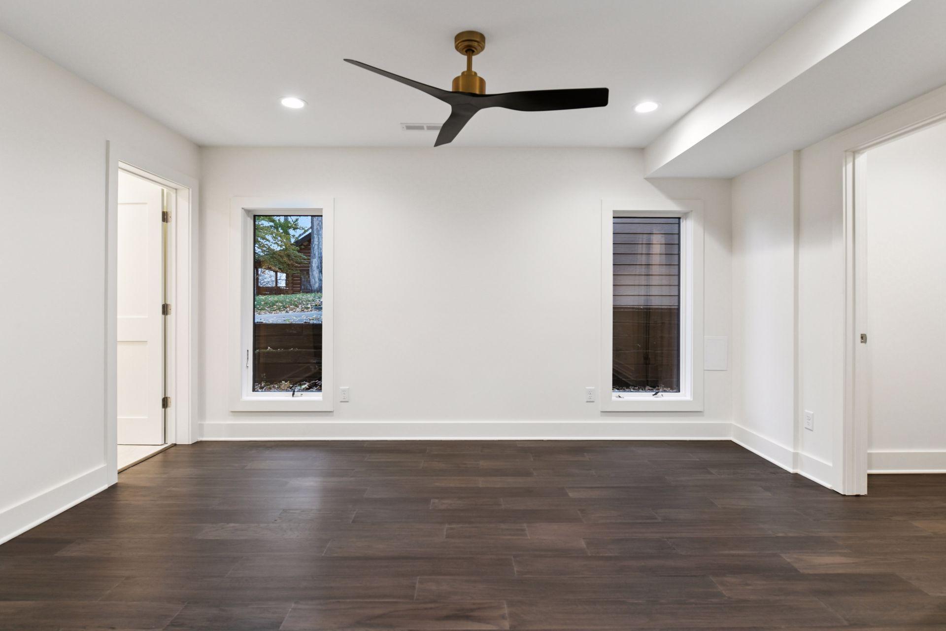 4945 Glen Elyn Road - Spacecrafting - 0041.jpg