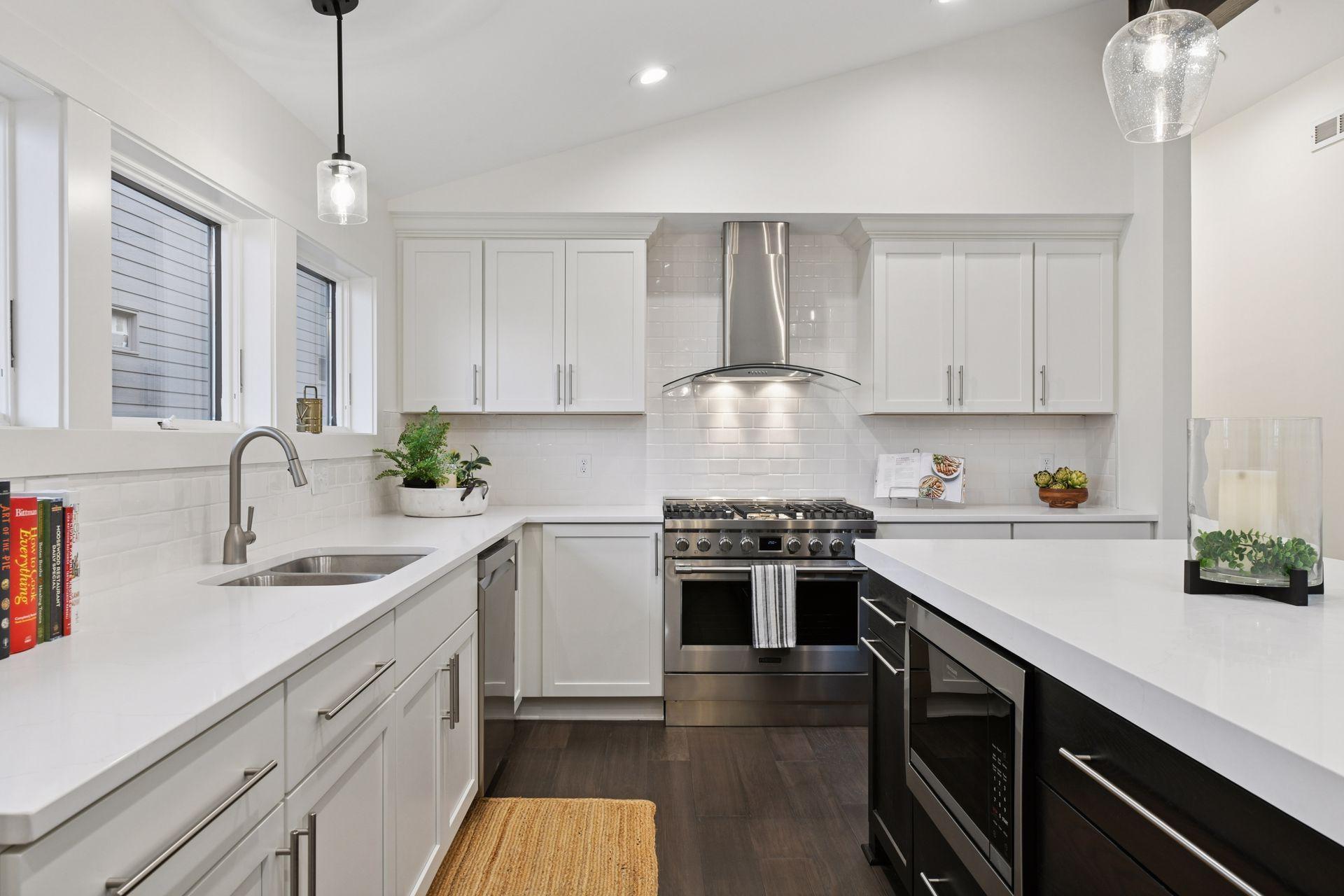 4945 Glen Elyn Road - Spacecrafting - 0026.jpg