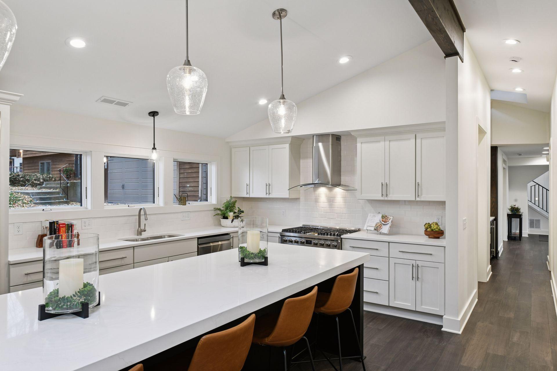 4945 Glen Elyn Road - Spacecrafting - 0024.jpg