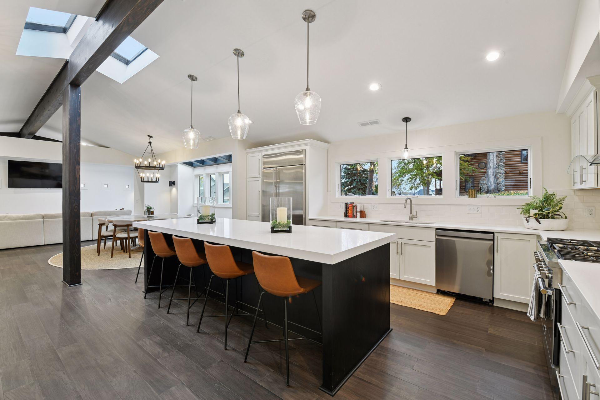 4945 Glen Elyn Road - Spacecrafting - 0021.jpg