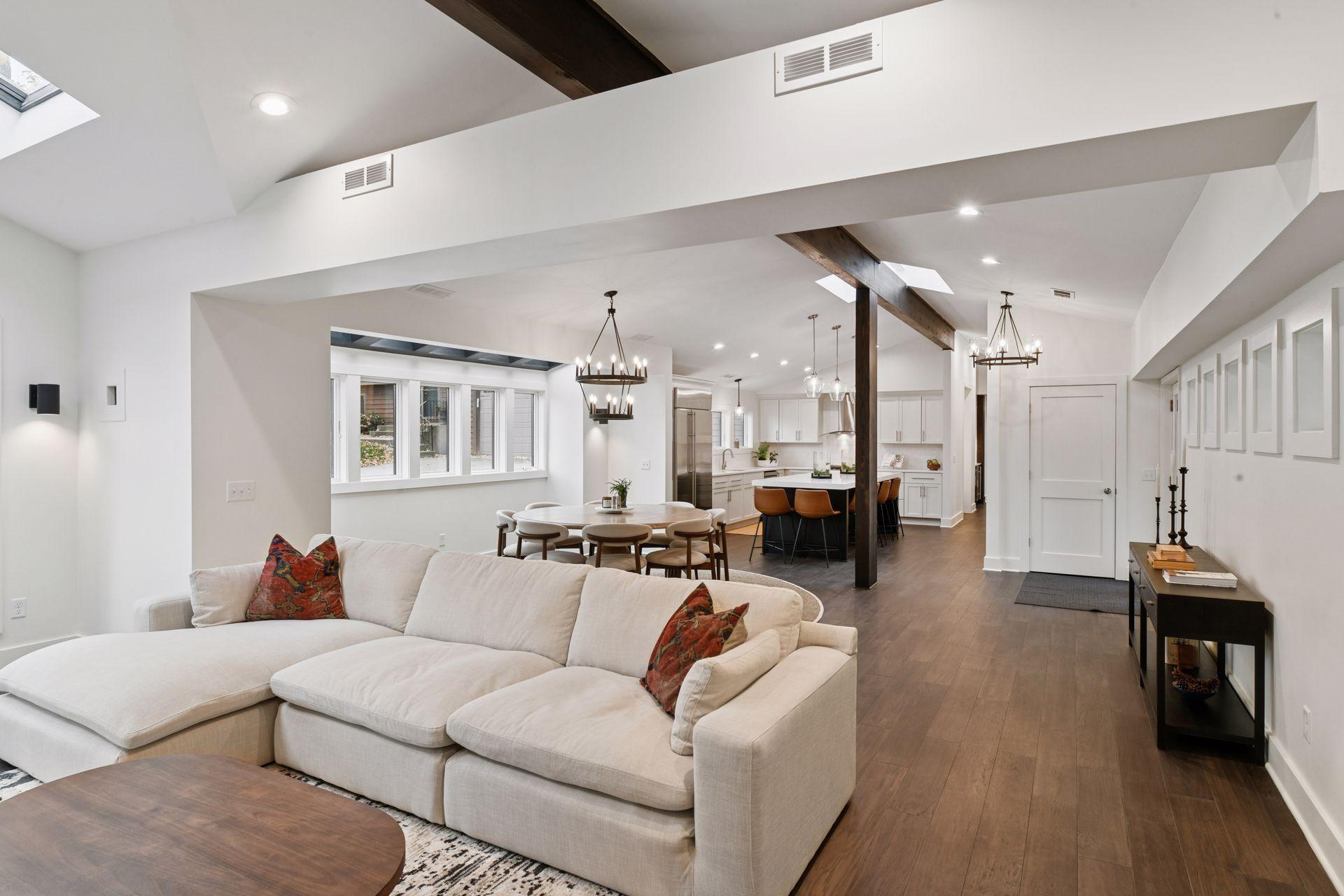 4945 Glen Elyn Road - Spacecrafting - 0020.jpg