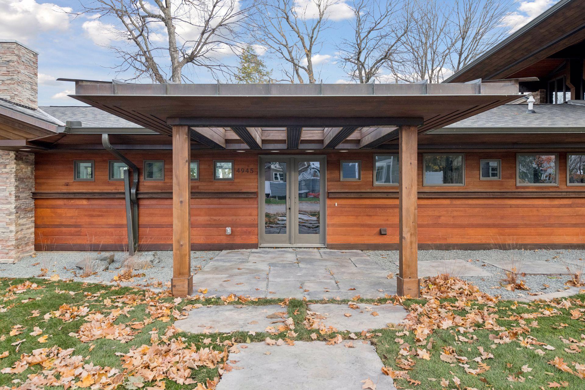 4945 Glen Elyn Road - Spacecrafting - 0009.jpg