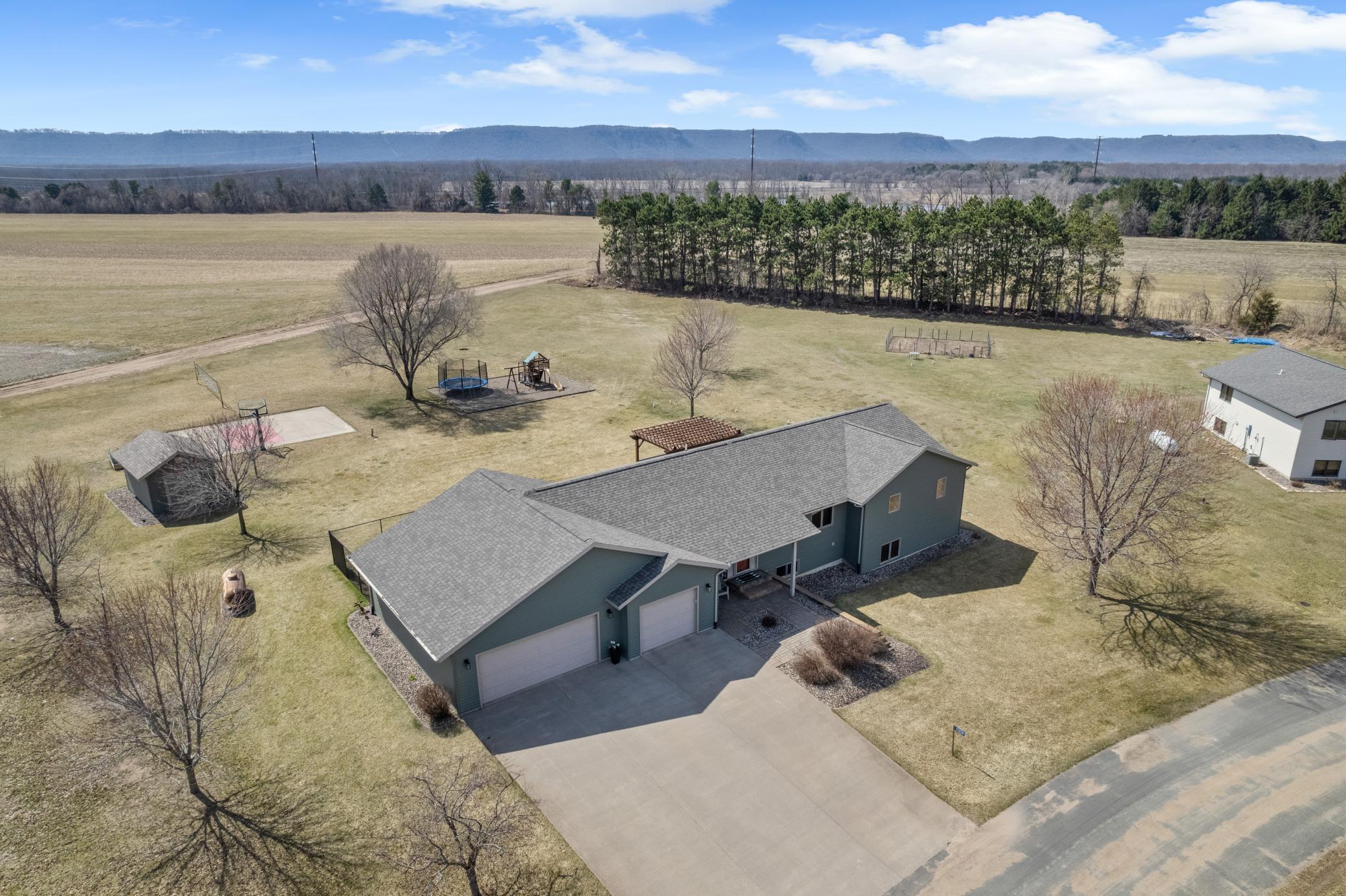 S2838 Fern Cir (2).jpg