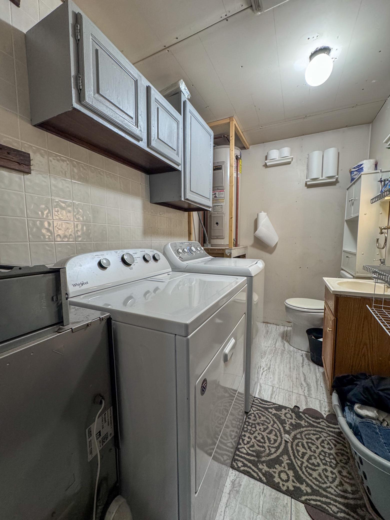 1/2 bath & utilities