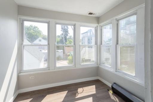 2815 Dupont Avenue S, 3, Minneapolis, MN 55408