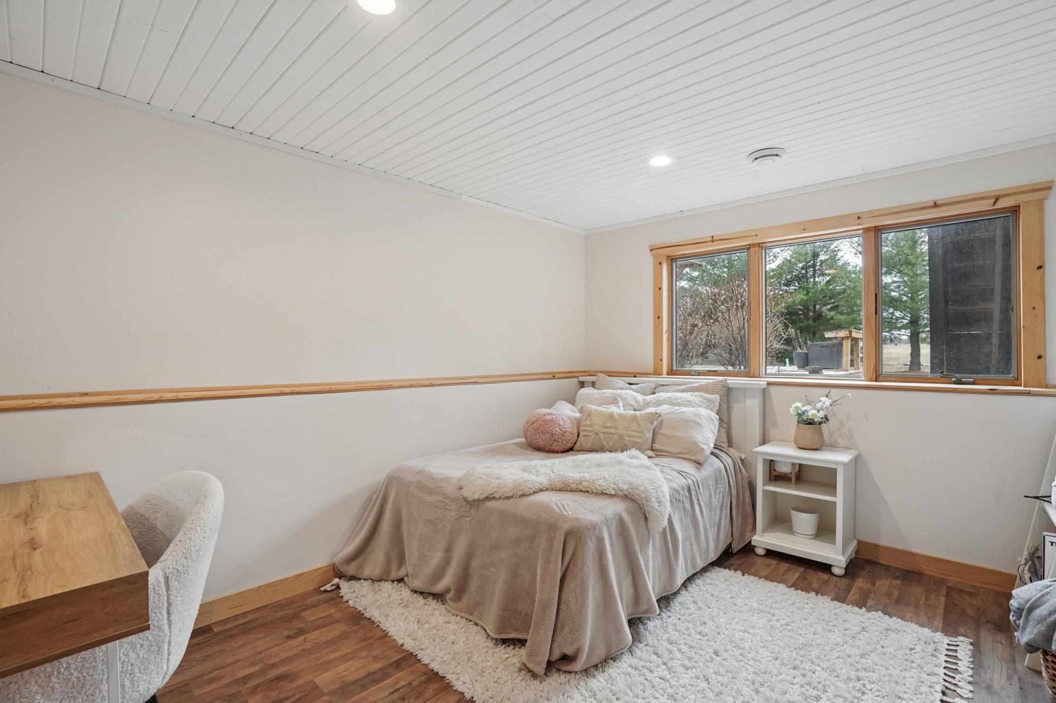 another bedroom #5 view