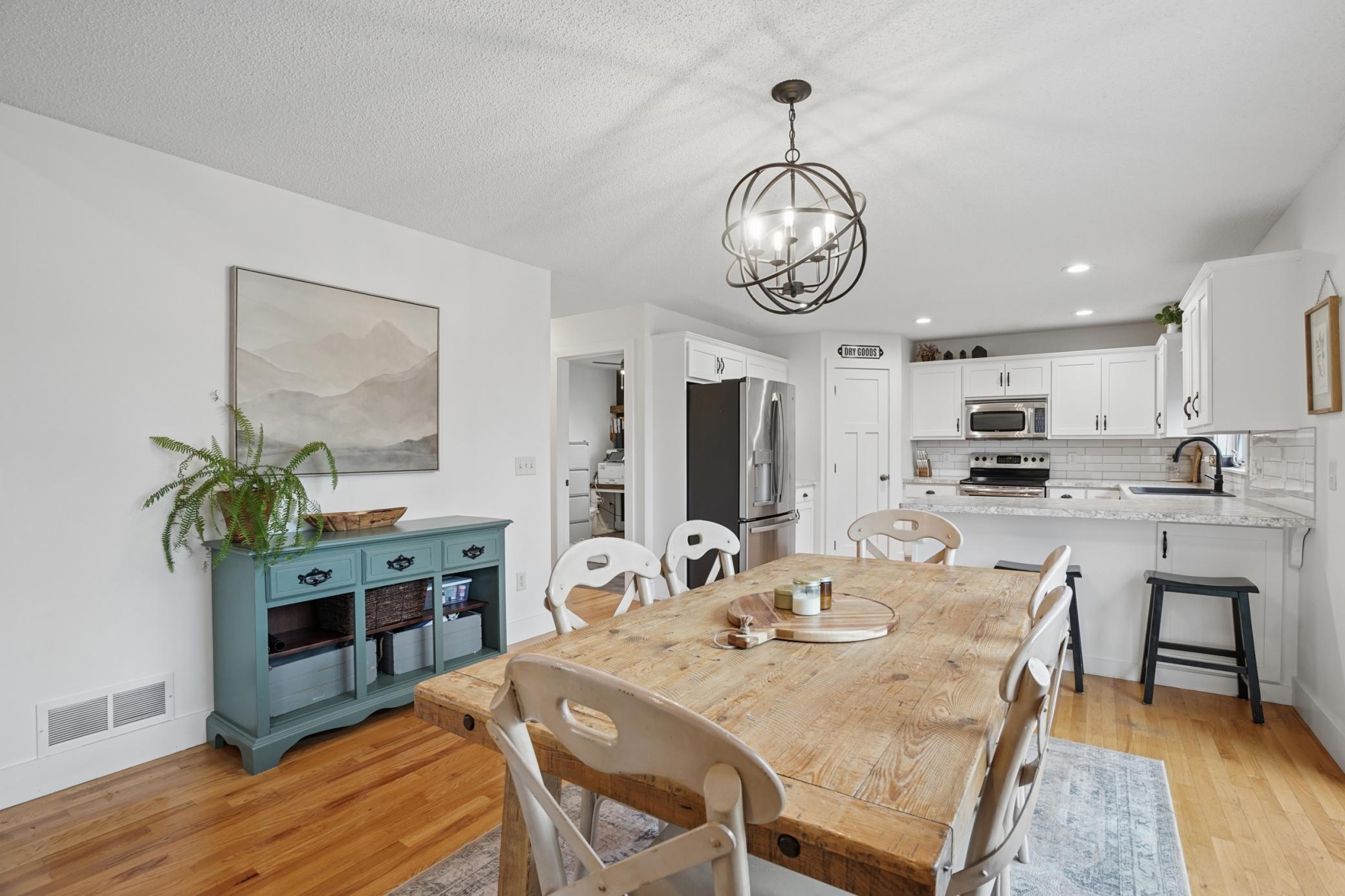 Spacious and open! Plenty of room for hosting