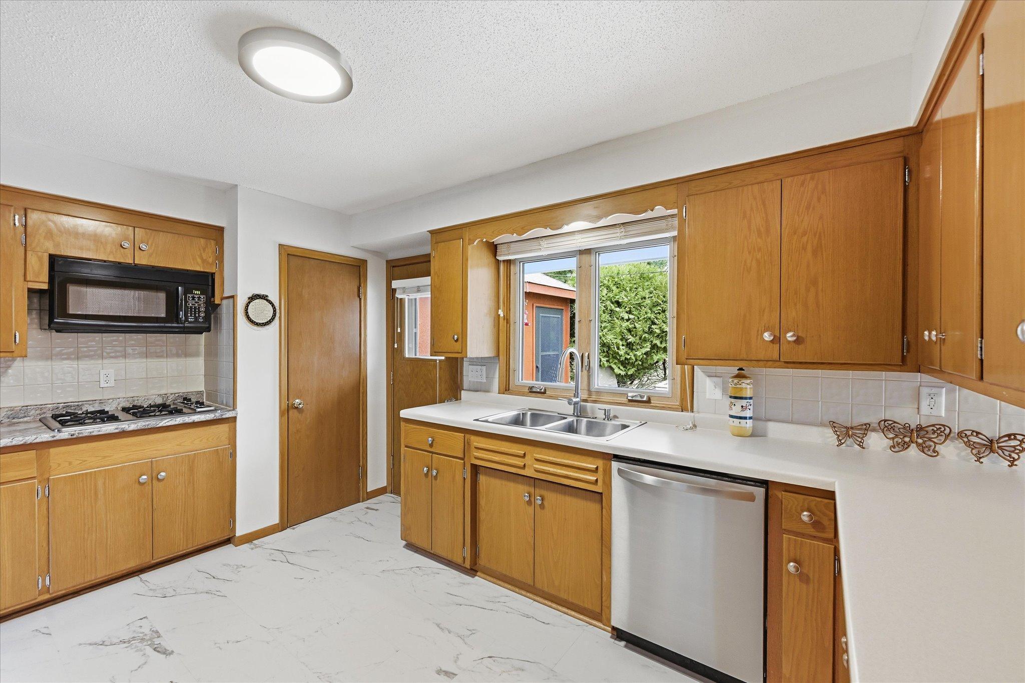 Lots of cabinetry and counter space