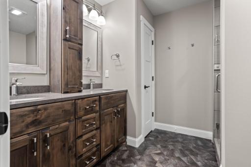 3605 Houkom Drive E, West Fargo, ND 58078