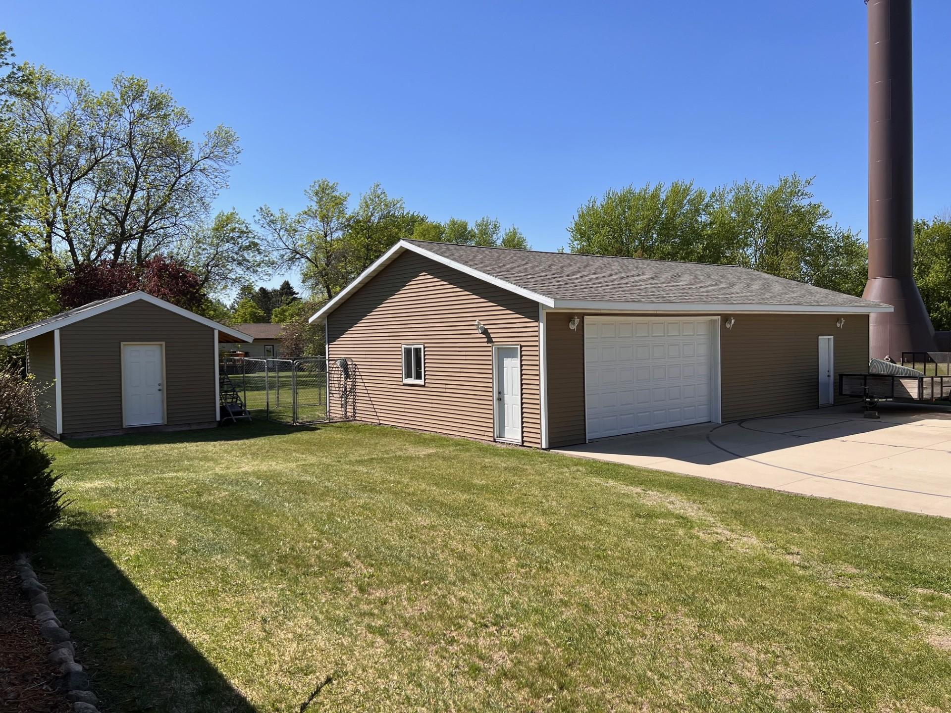 Garage 32' x 48' and storage shed 12' x 16'
