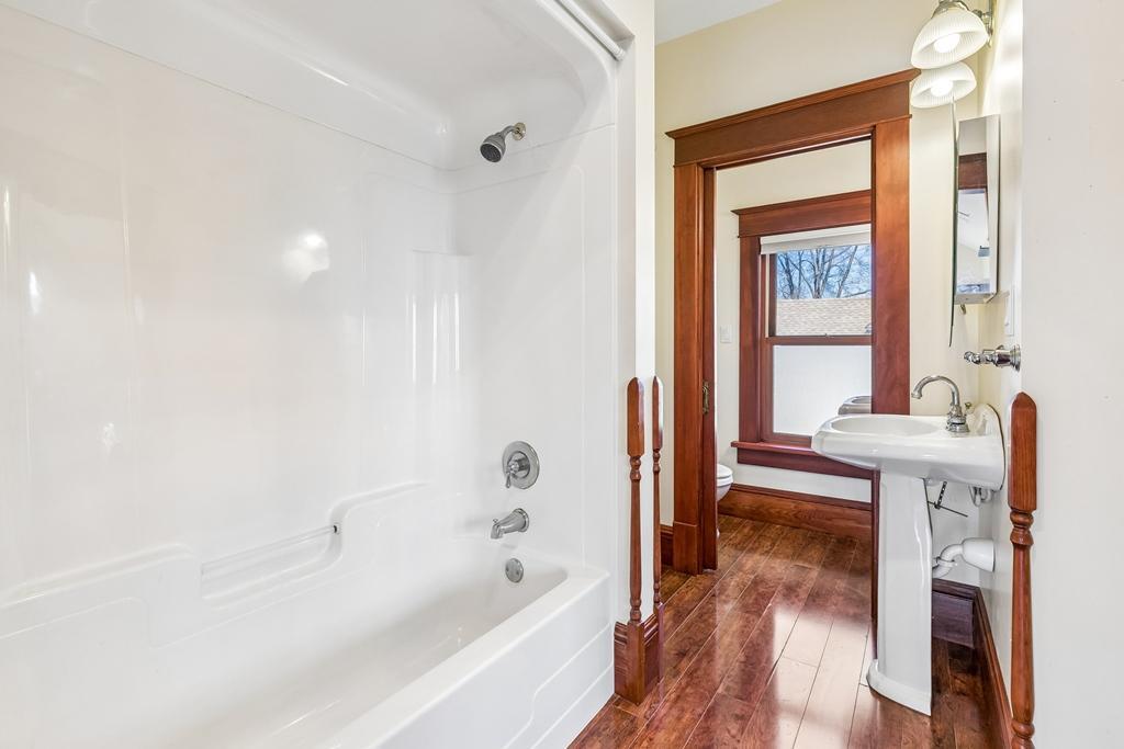 44 en suite bathroom view 1.jpg