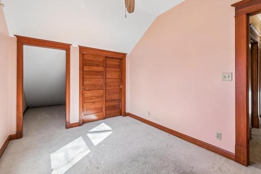 8675 Upper 206th Street W, Lakeville, MN 55044