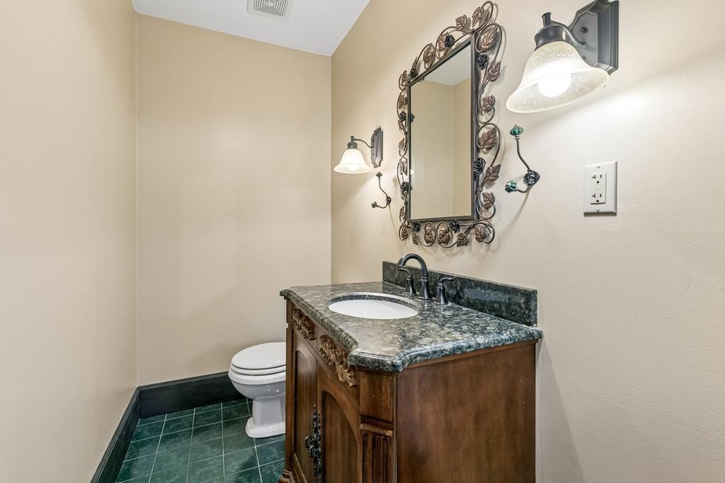 31 main floor half bathroom.jpg