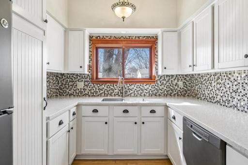 8675 Upper 206th Street W, Lakeville, MN 55044