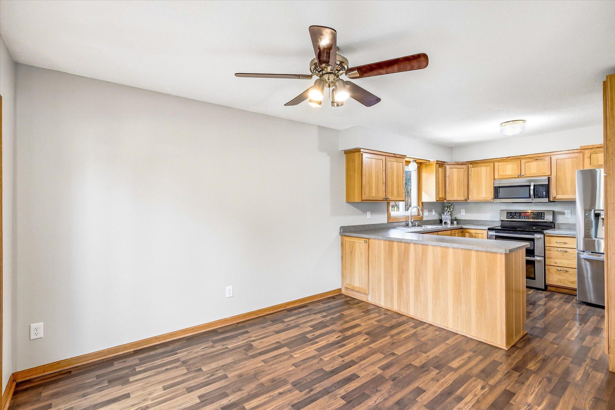 New Kitchen Cabinets