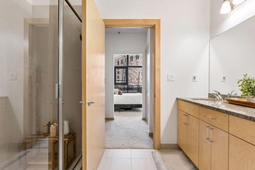 1120 S 2nd Street, 102, Minneapolis, MN 55415