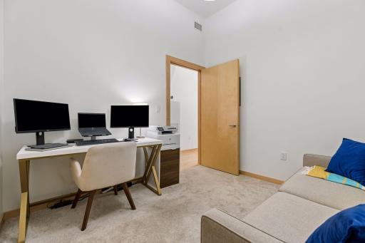 1120 S 2nd Street, 102, Minneapolis, MN 55415