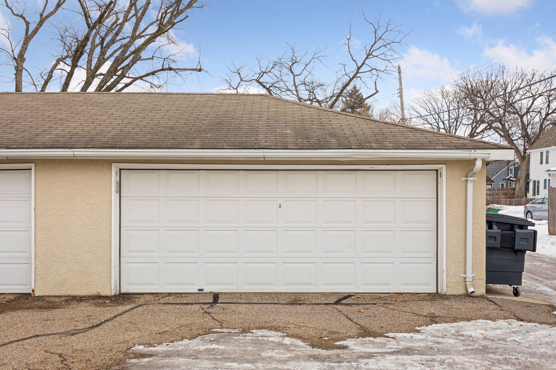 No more scraping windshields. This unit includes one garage parking space in a shared/covered garage.
