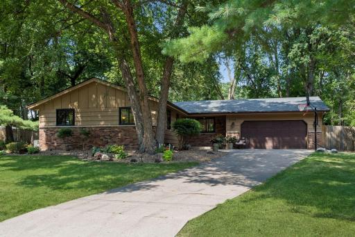 2100 W 107th Street, Minneapolis, MN 55431