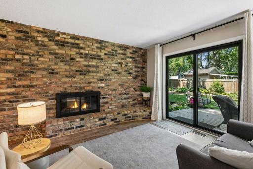 2100 W 107th Street, Minneapolis, MN 55431
