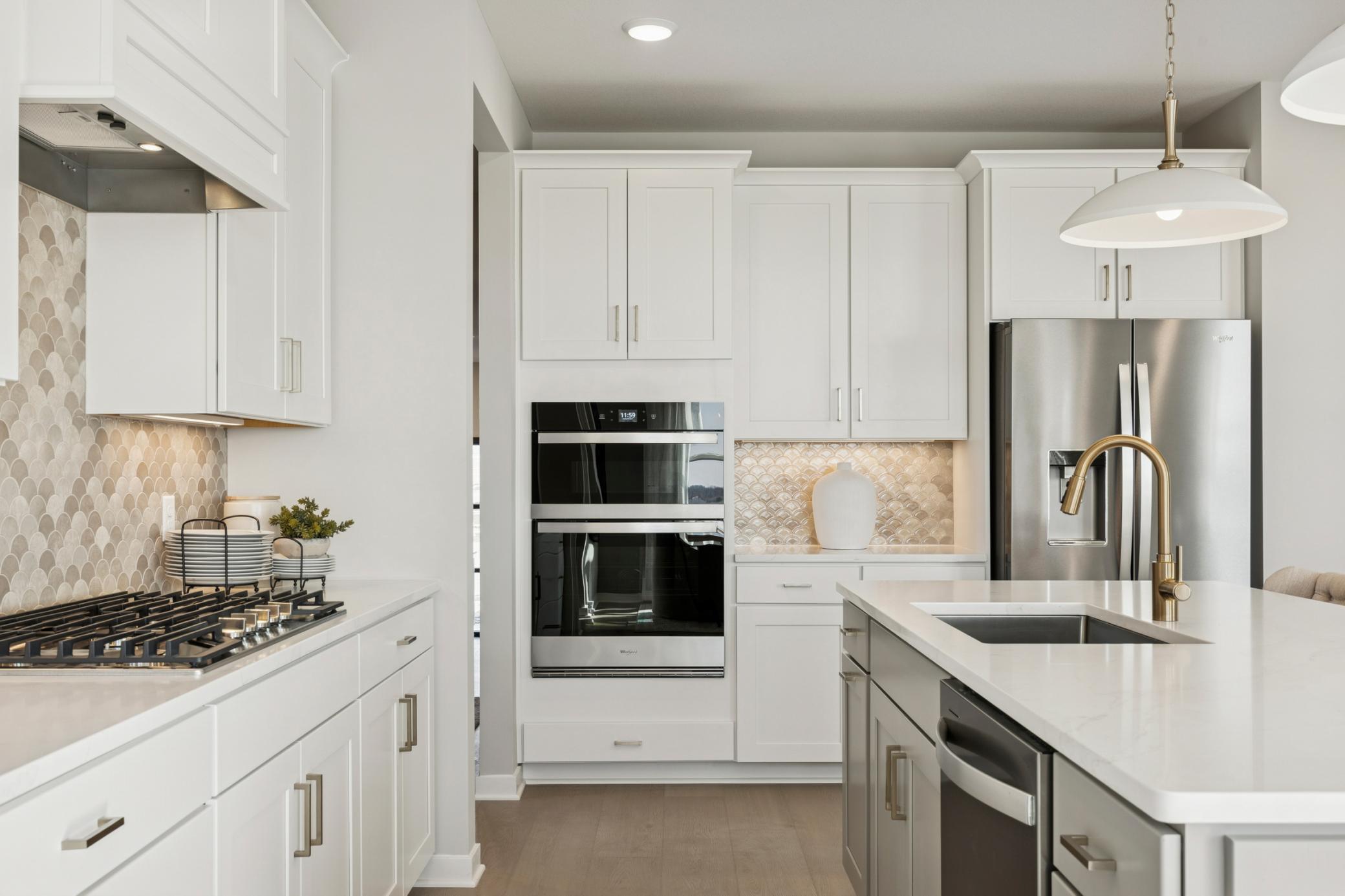 Equipped with stainless steel appliances and contemporary fixtures that combine style and efficiency.
