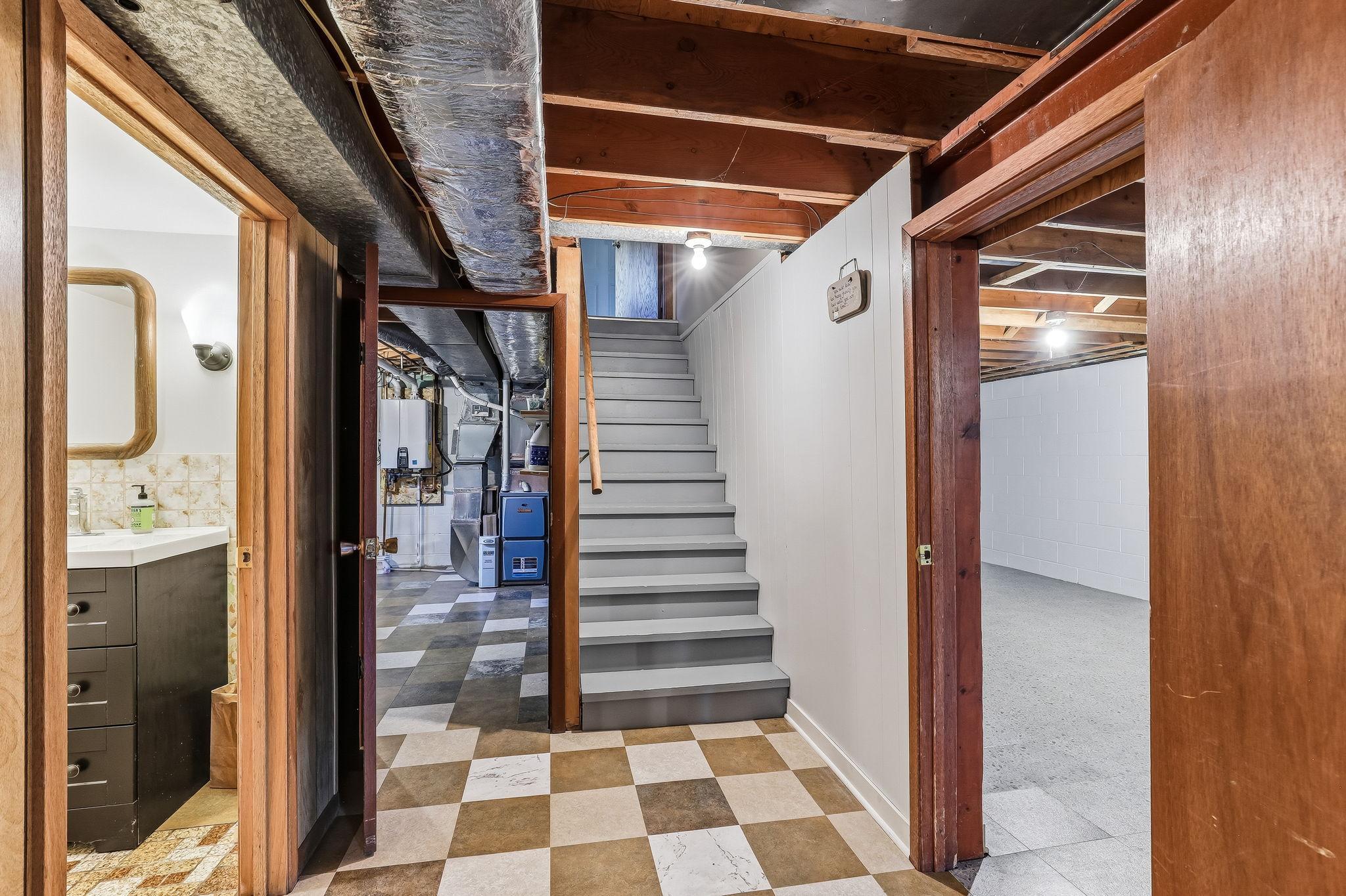 19-web-or-mls-4715-Sharon-Ln-19.jpg