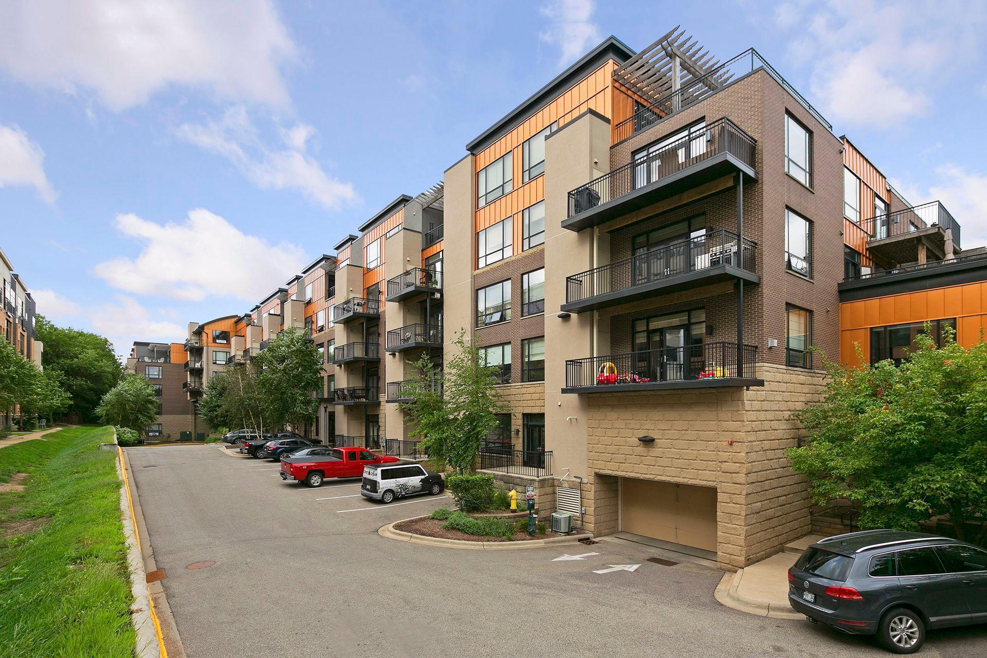 3116 West Lake Street 117 - The HoM Group - 0076.jpg