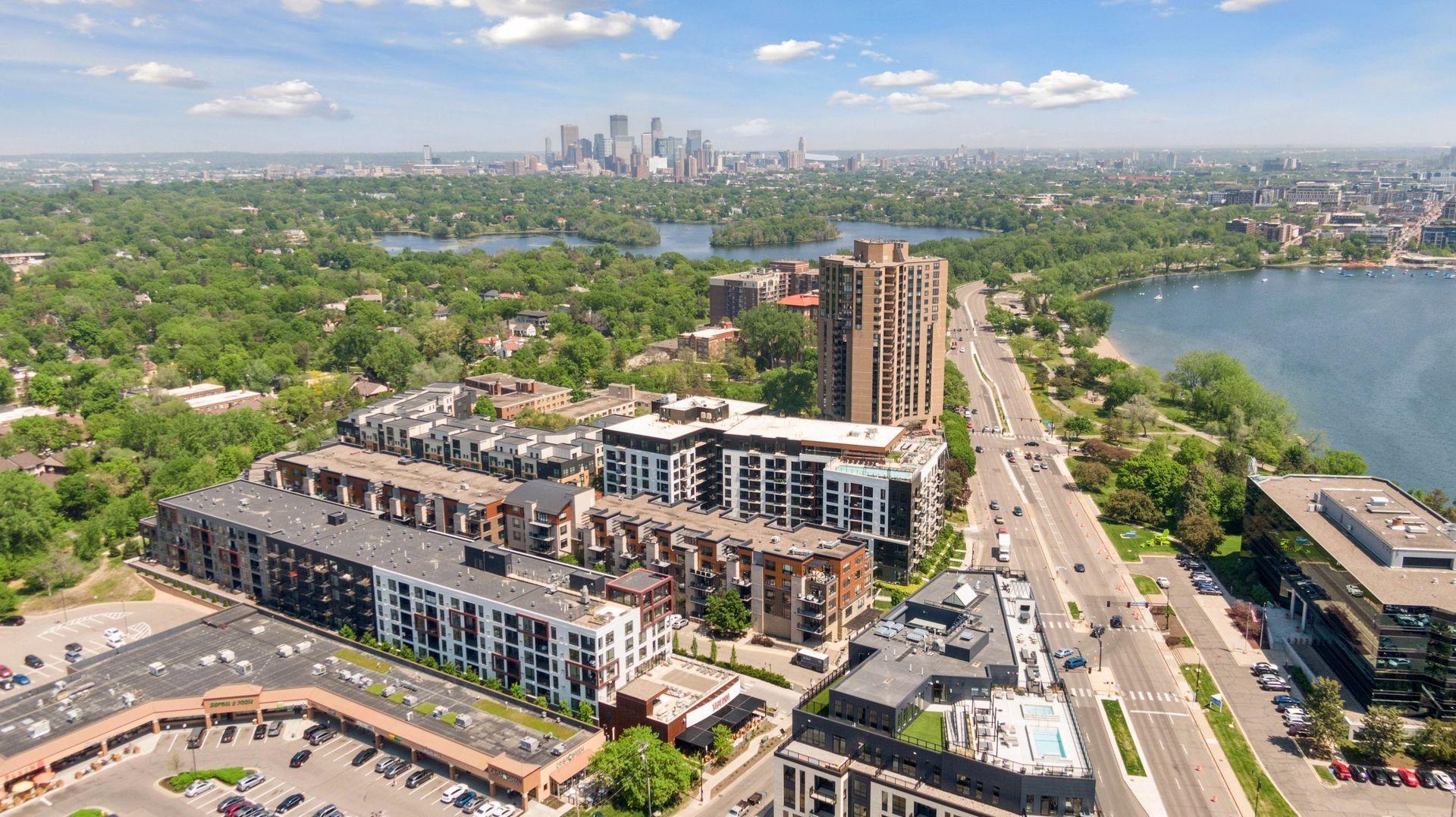 3116 West Lake Street 117 - The HoM Group - 0074.jpg