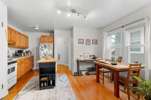 5001 Thomas Avenue S, Minneapolis, MN 55410