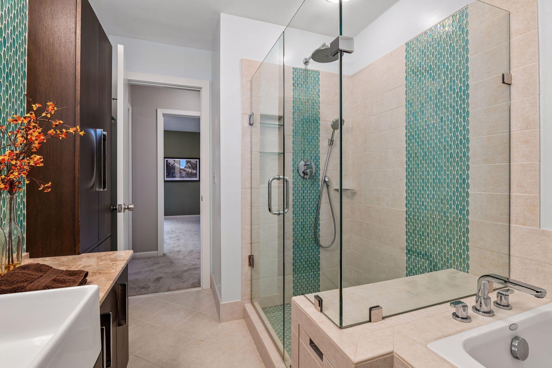 You'll love the updated fixtures, plentiful storage and beautiful accent tiles for just the right amount of style & sass!