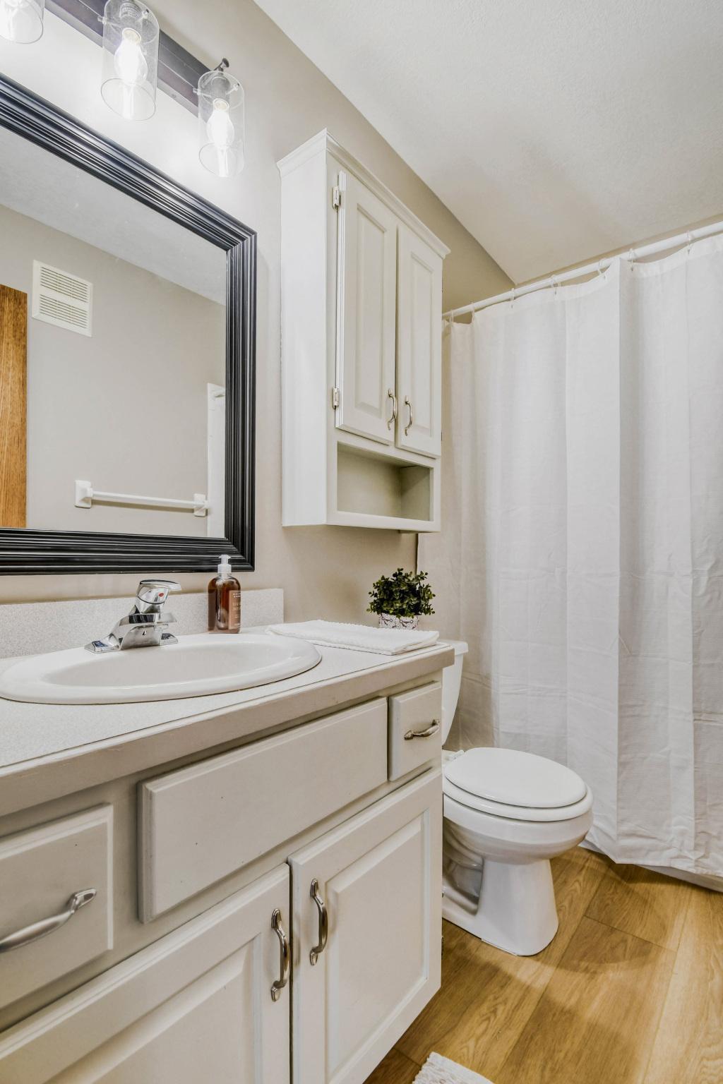10283 Karston Ave NE - MLS Sized - 019 - 19 Primary Bathroom.jpg
