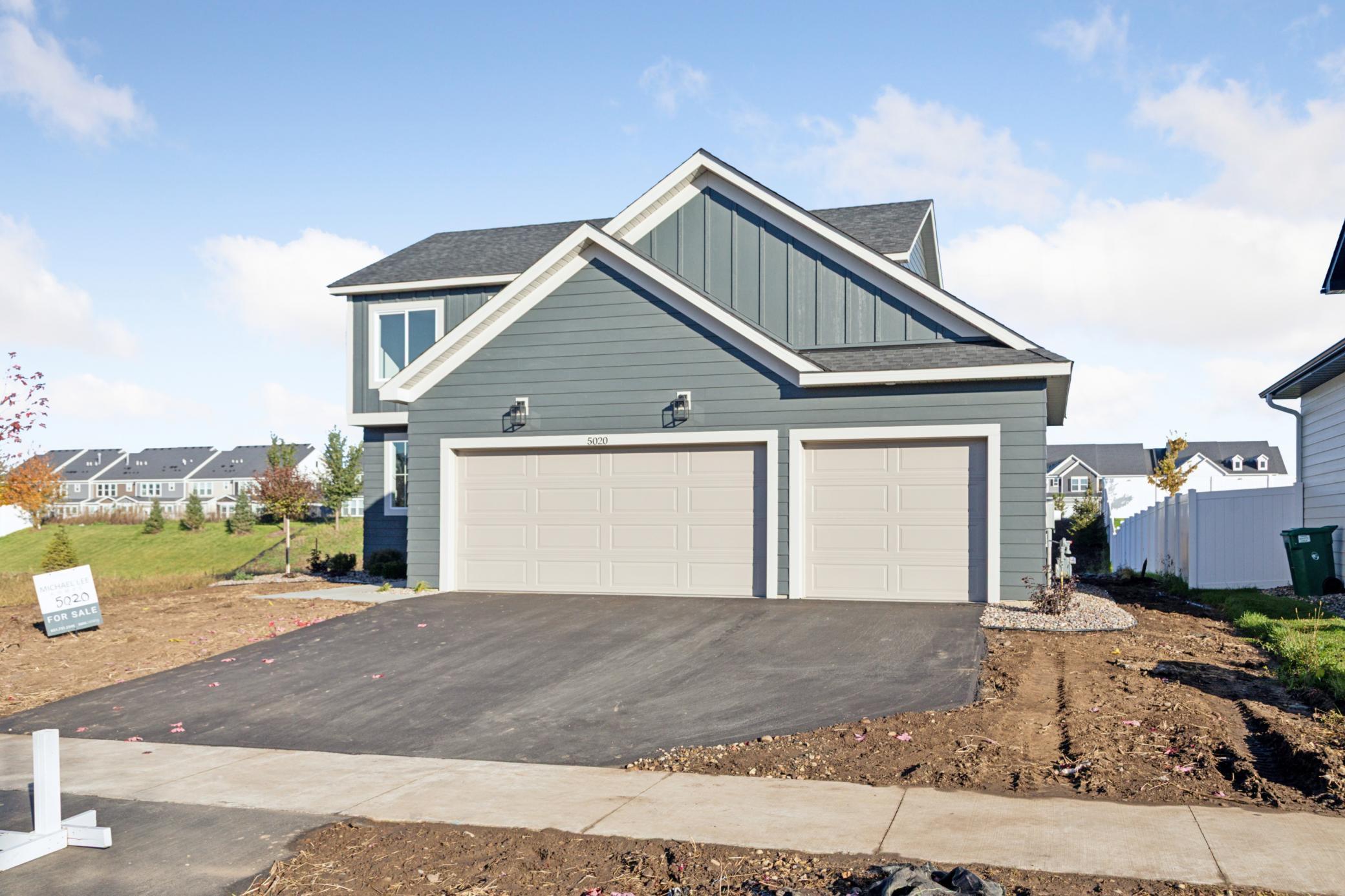 5020 Airlake Draw - Spacecrafting - 0002.jpg