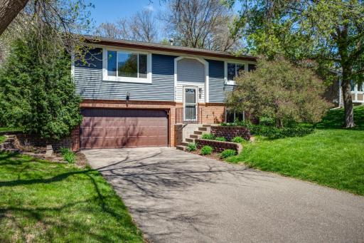 3855 Glacier Lane N, Minneapolis, MN 55446