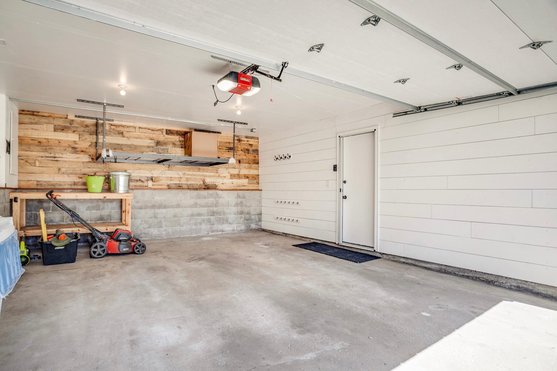 2-car garage w/240V EV charger