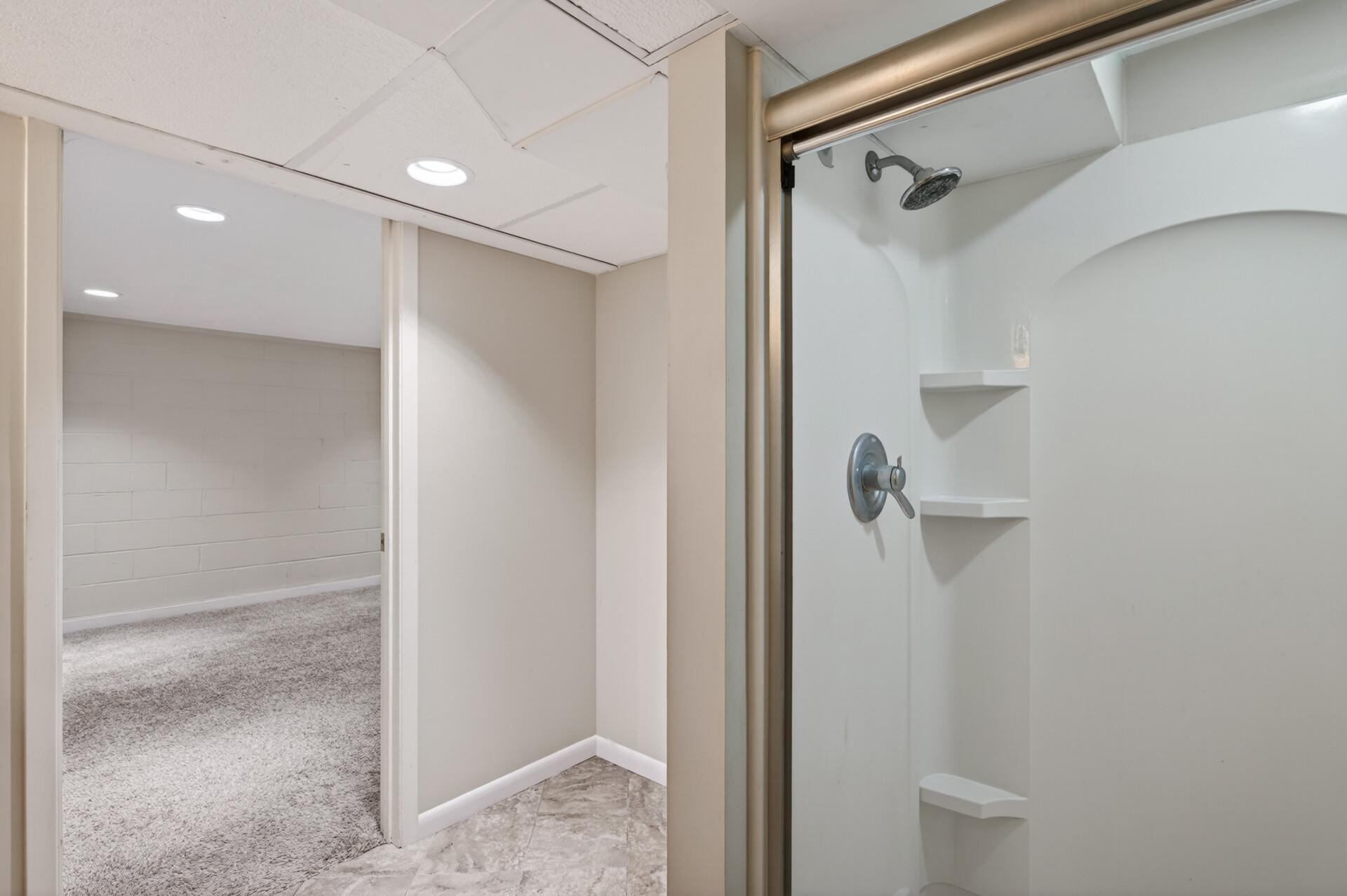 lower Bath.jpg