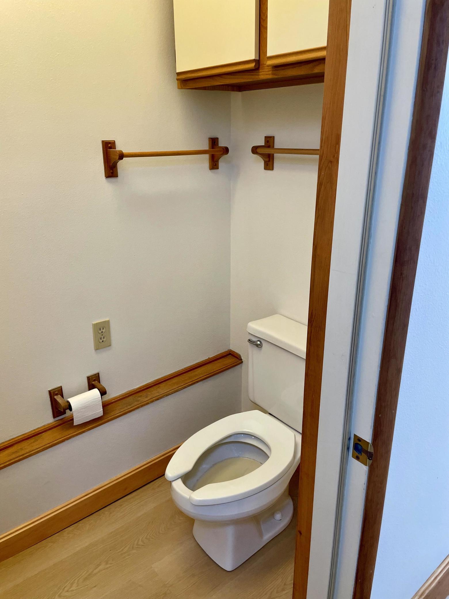 Main Floor 1/2 Bathroom