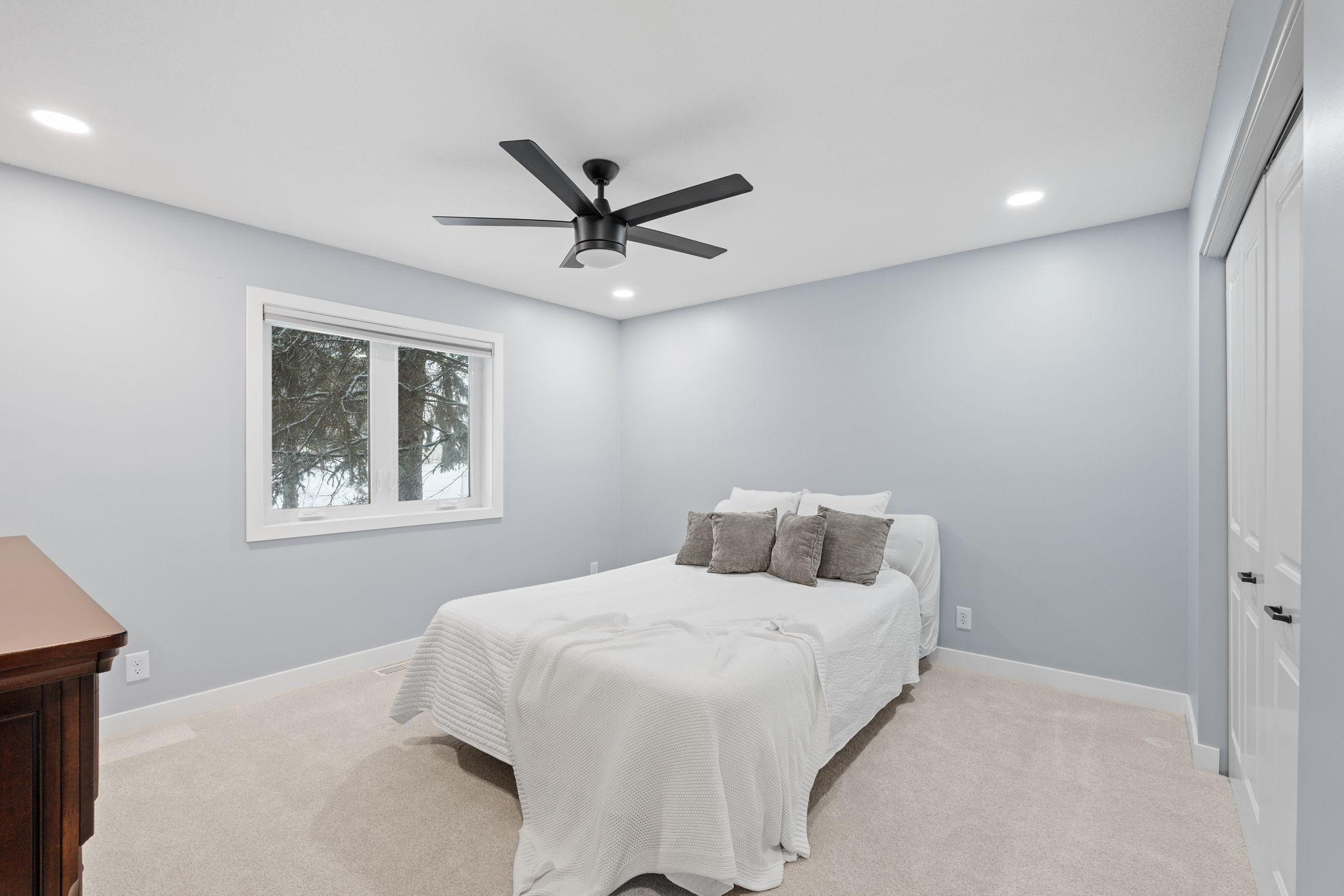 13-web-or-mls-2129 Arkwright St-13.jpg