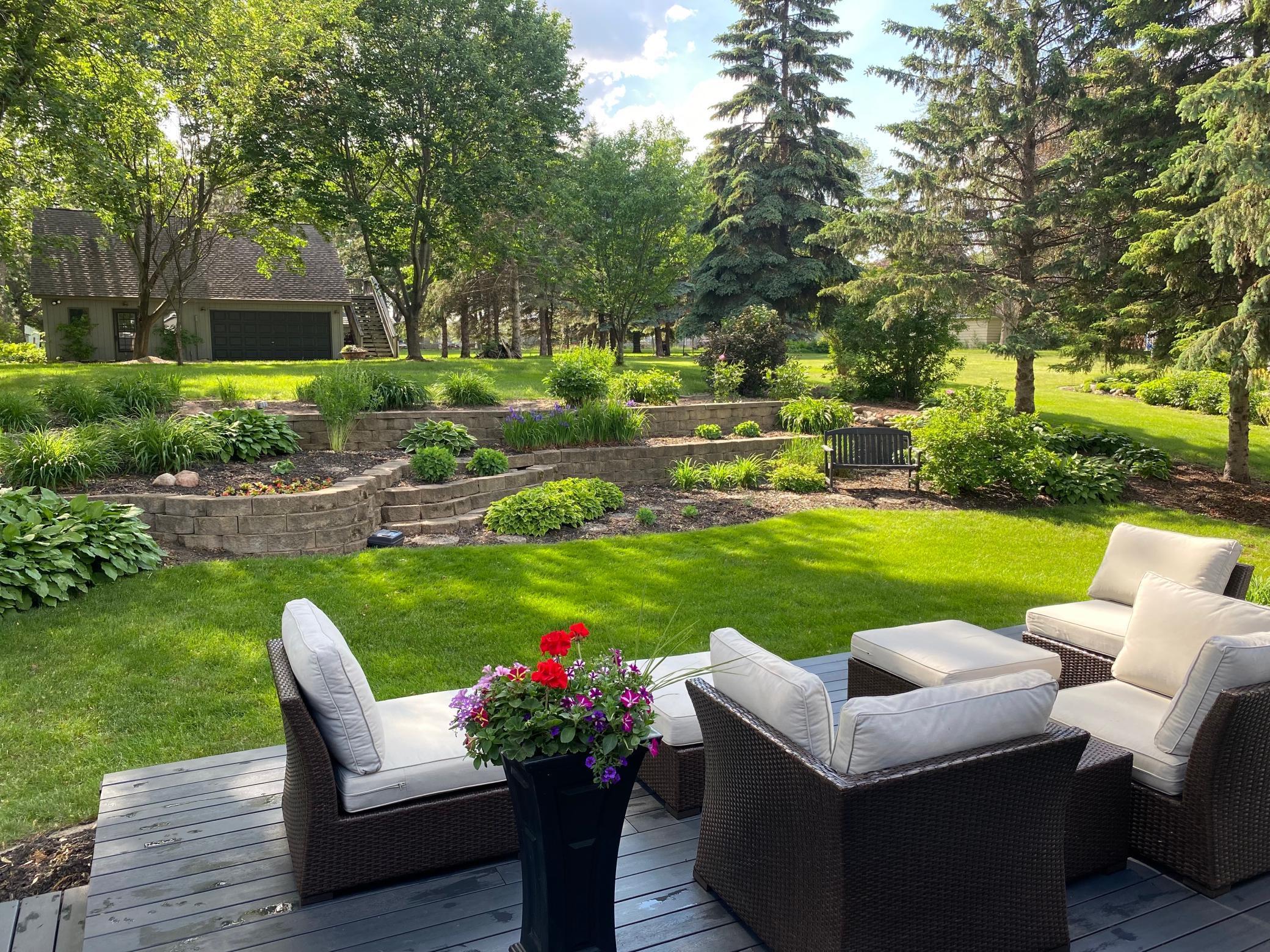 Landscaping in warmer seasons