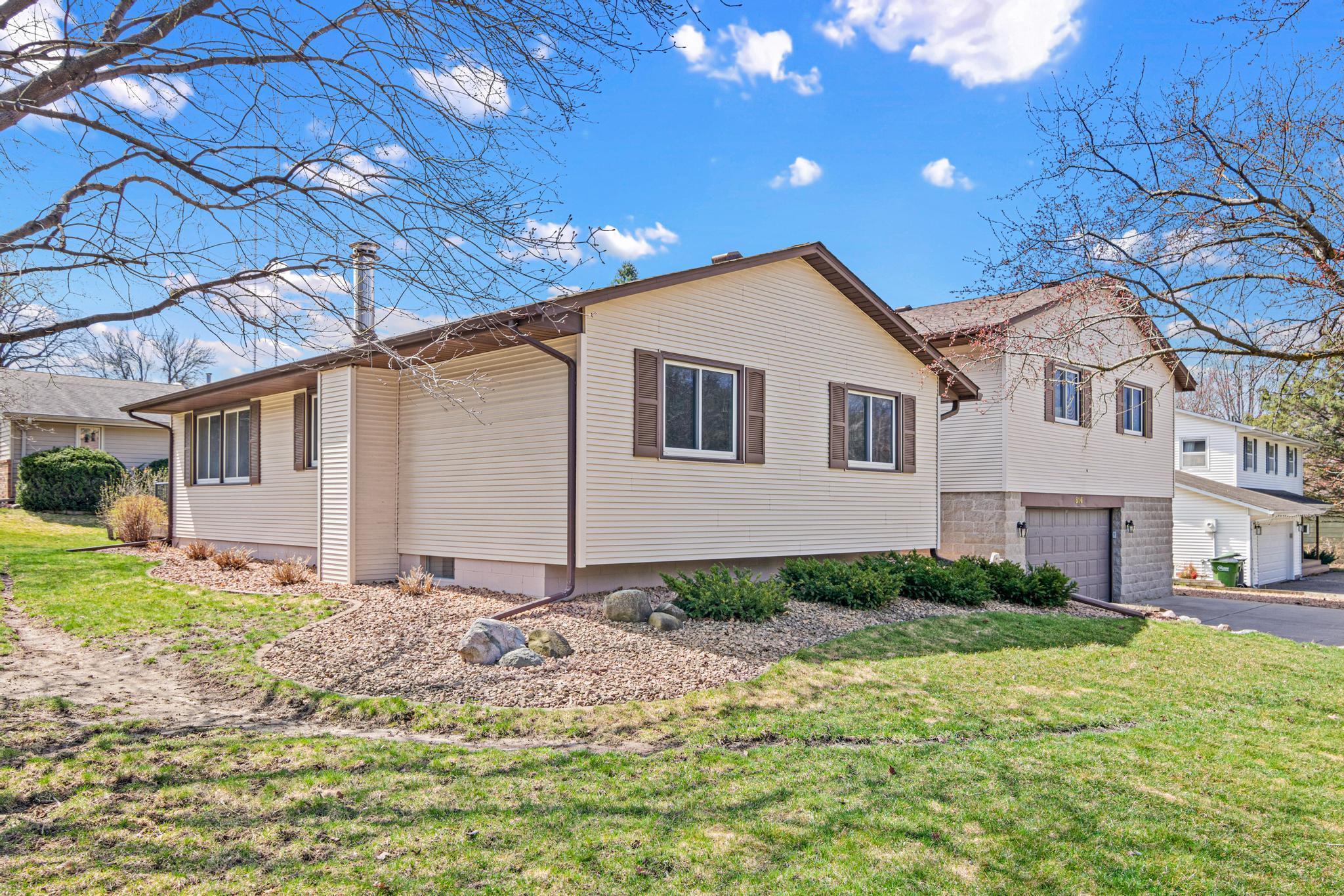 Welcome home! Wonderful 4bd/3ba home on a corner lot in premier Shoreview location.