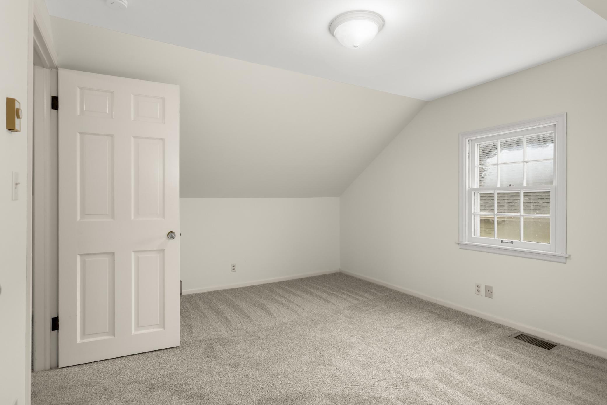 2nd upper level bedroom