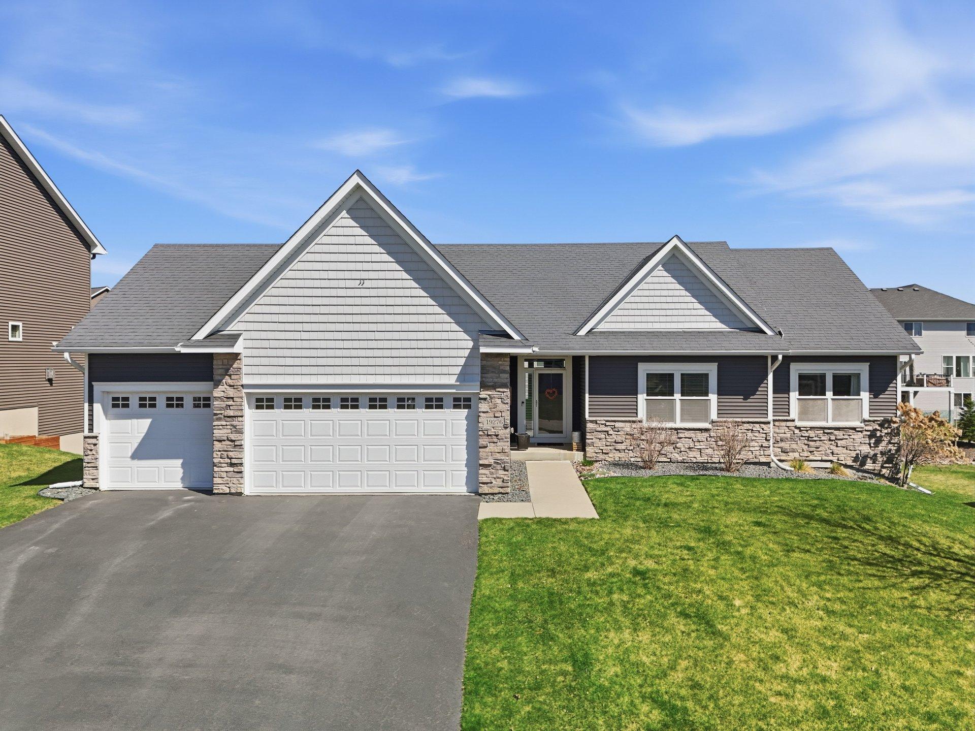 Welcome to 19276 Hilldale Ave