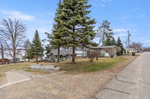 5810 Birchdale Road, Brainerd, MN 56401